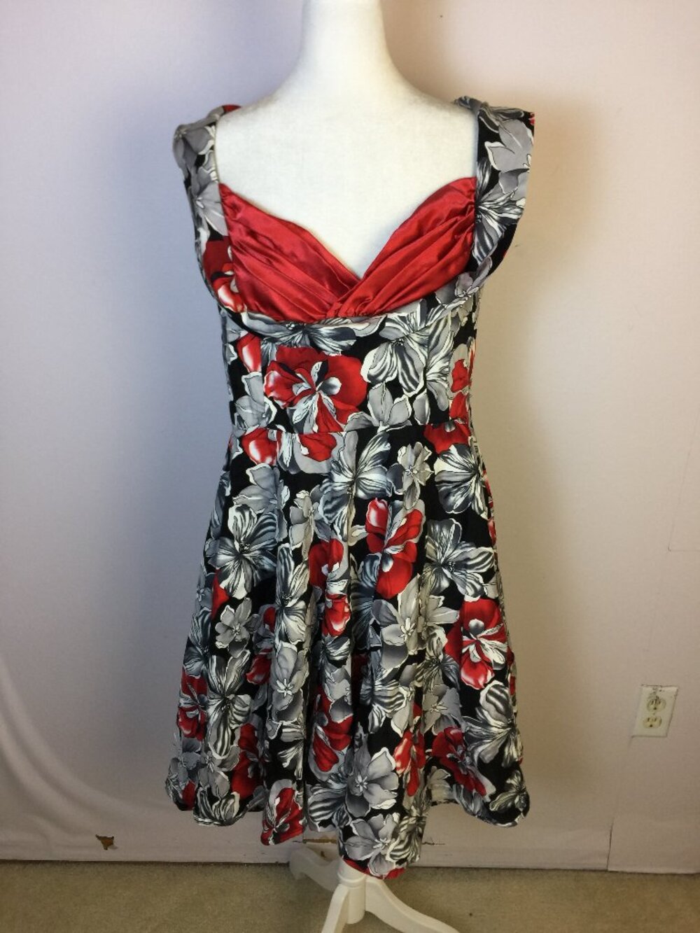 Grace Karin Swing Dress XL Womans Red Black Floral Retro Rockabilly Pinup Vtg 70